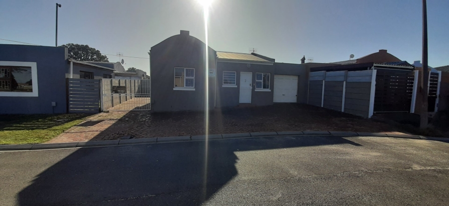 2 Bedroom Property for Sale in Jagtershof Western Cape